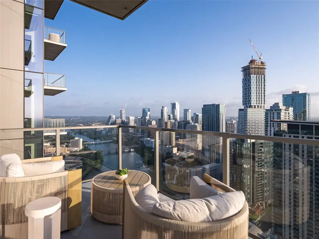 44 East Ave 4603, Austin