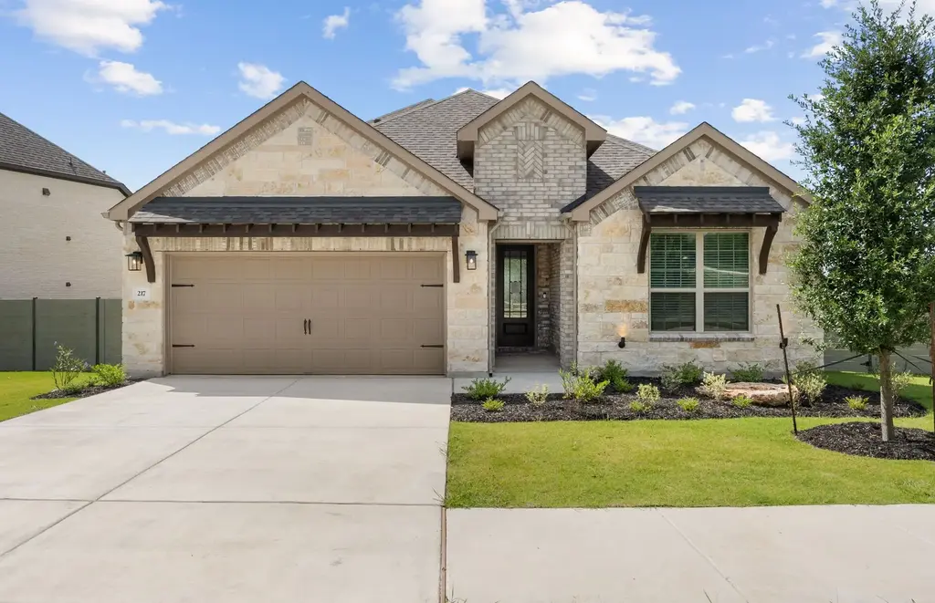 217 Peach Orchard Ln, Georgetown