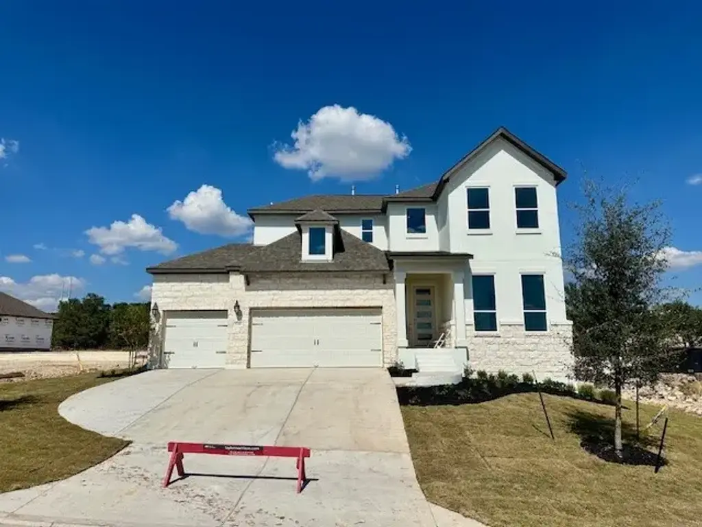 5249 Cosenza Trce, Leander