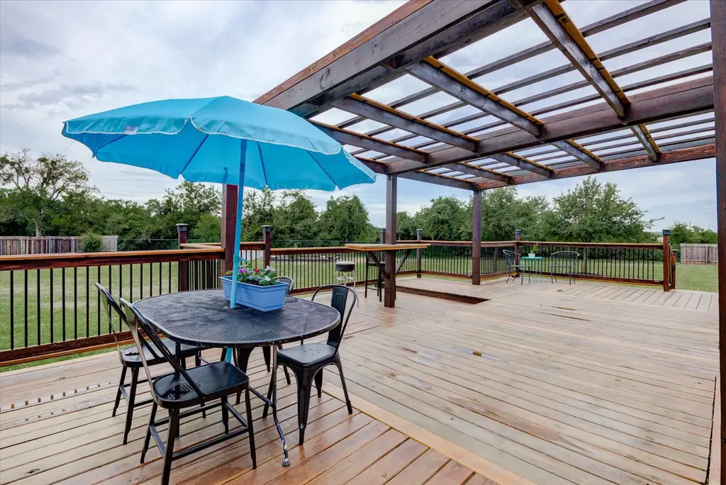 109 S Santa Fe Trl, Liberty Hill