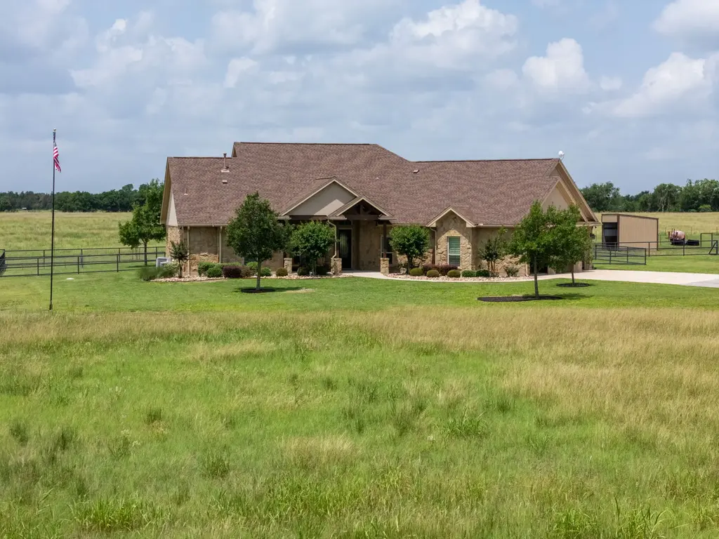 2650 County Road 450, Thrall