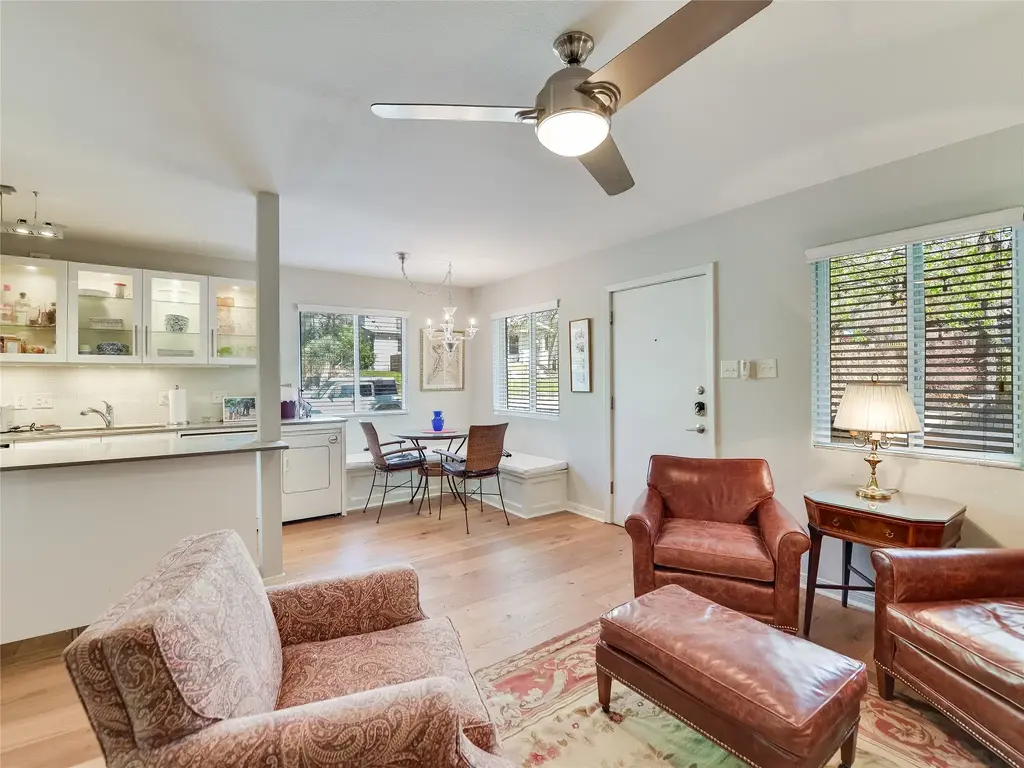 1503 W 9th St 106, Austin