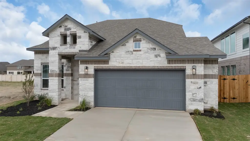 19600 Domino Champ Rd, Pflugerville
