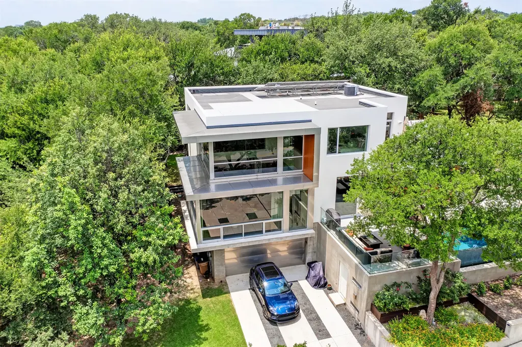 2505 Stratford Dr, Austin
