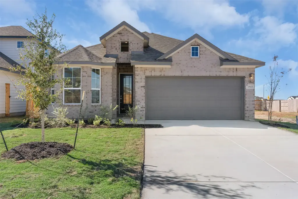 25621 Flora Bella Ln, Elgin