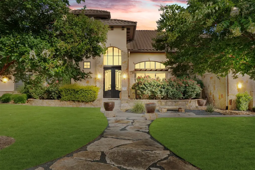 307 Goodnight Dr, Georgetown