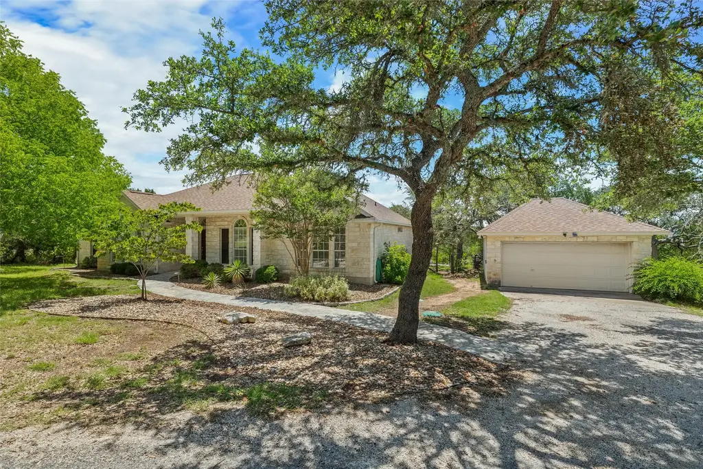 250 Brunson Ln, Wimberley