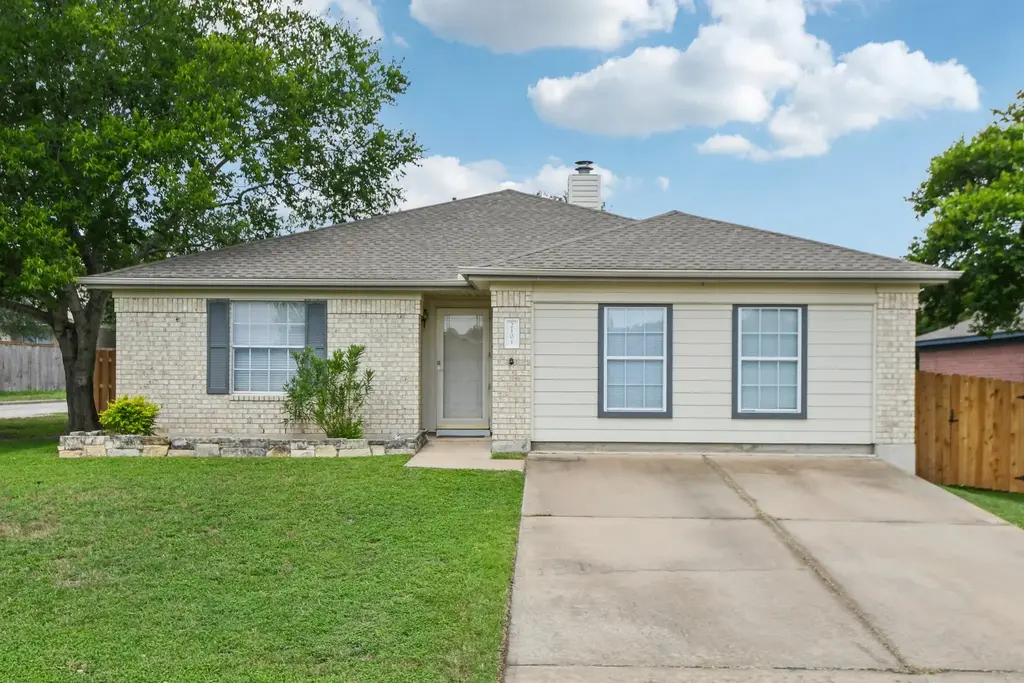 2101 Barnett Dr, Cedar Park