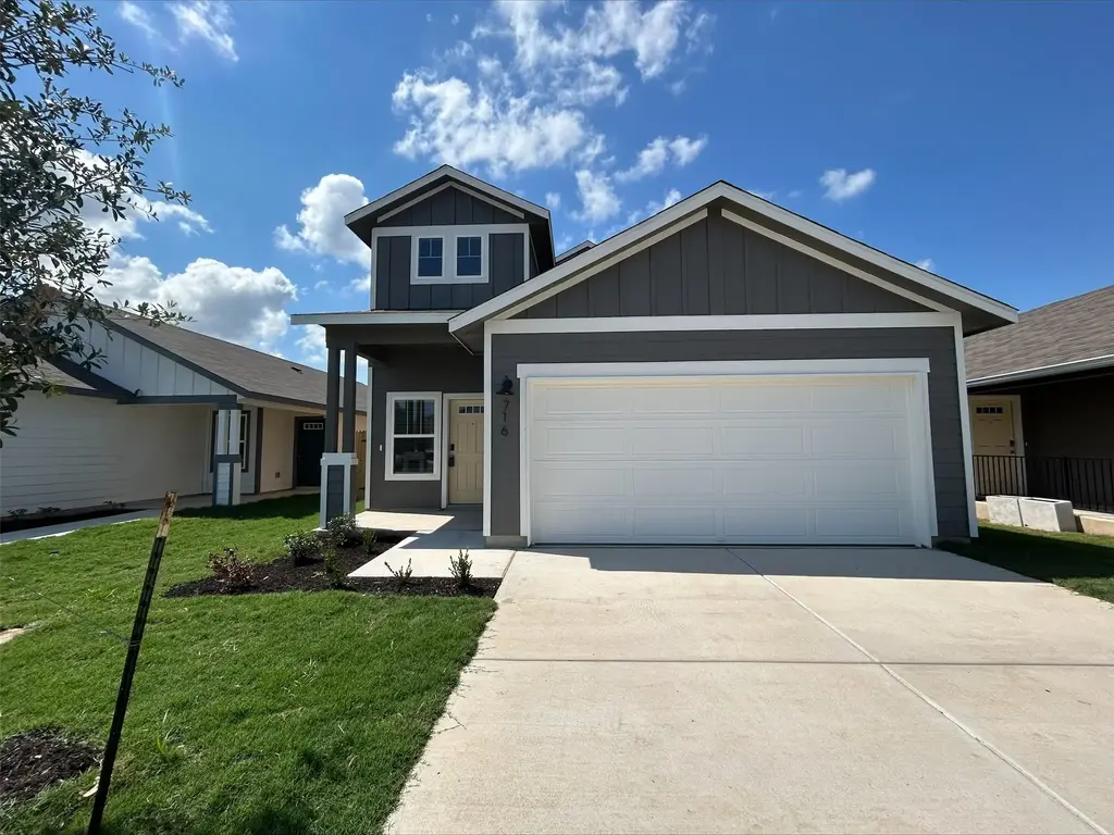 716 Sun Grove Trl, Georgetown