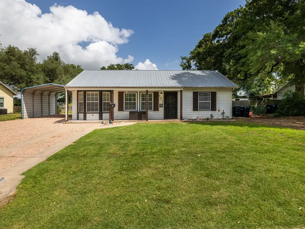 920 Haley Ave, Rockdale