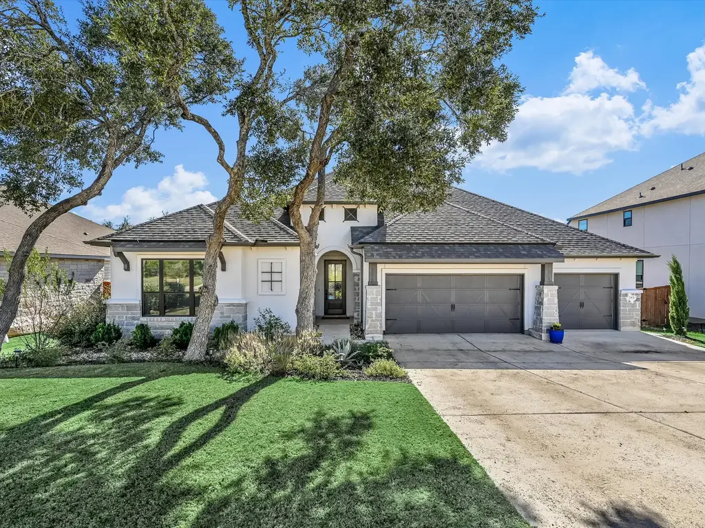 243 Bridge Water Loop, Dripping Springs