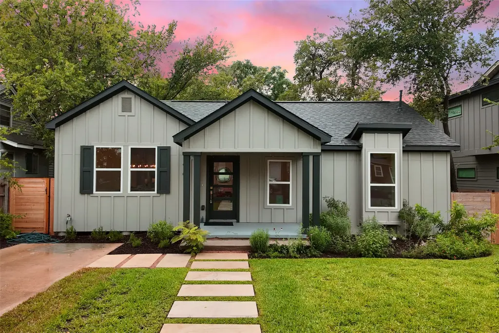 919 Gene Johnson St, Austin