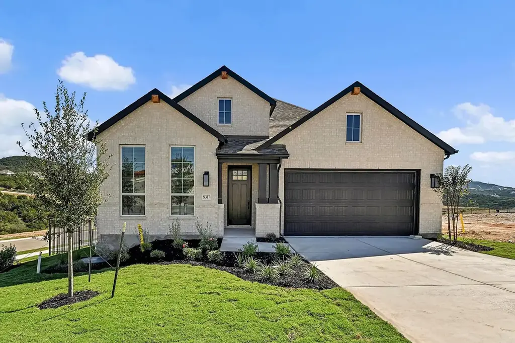 8317 Royal Elflower Rd, Lago Vista