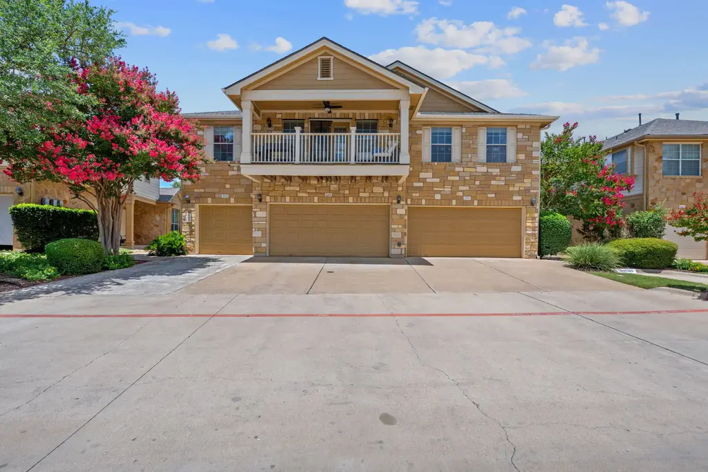 16100 S Great Oaks Dr 2702, Round Rock