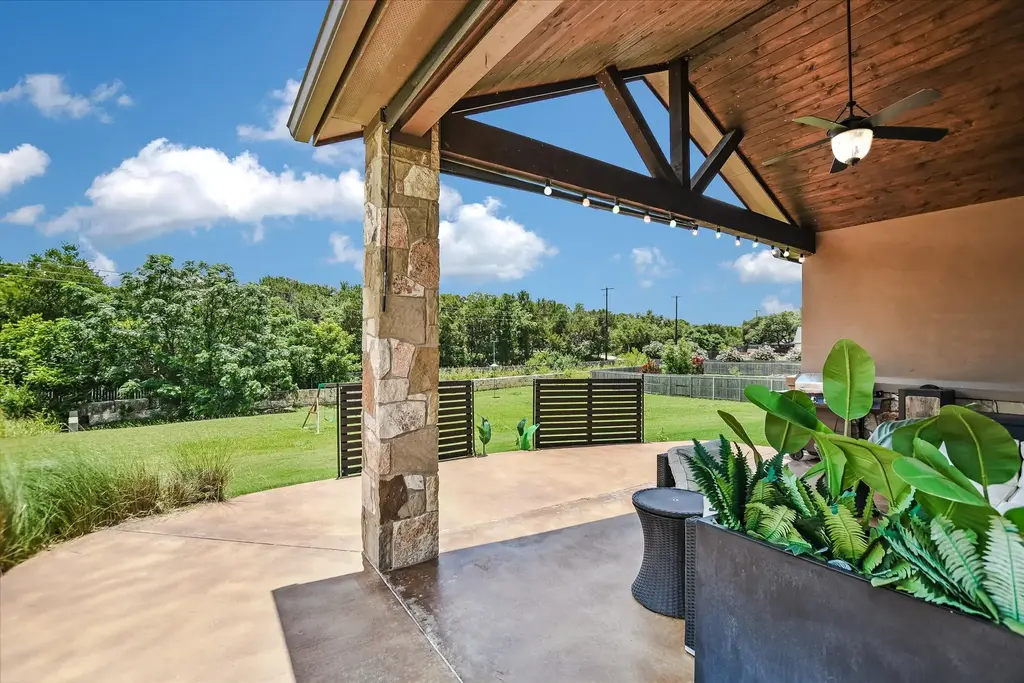 2243 Woodland Bend Rd, Salado