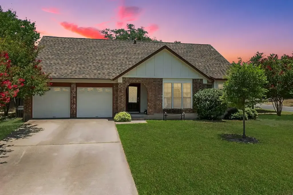 12062 Lincolnshire Dr, Austin