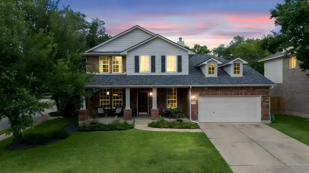 1600 Grand Falls Dr, Cedar Park
