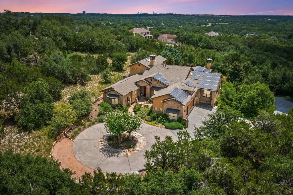8500 Young Ln, Austin