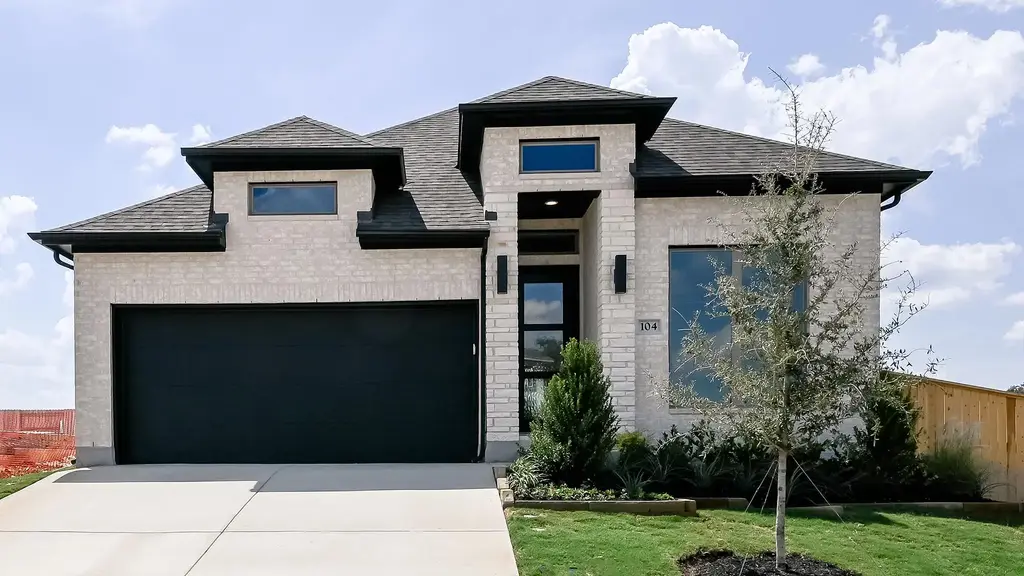 104 Country Cat Ln, San Marcos