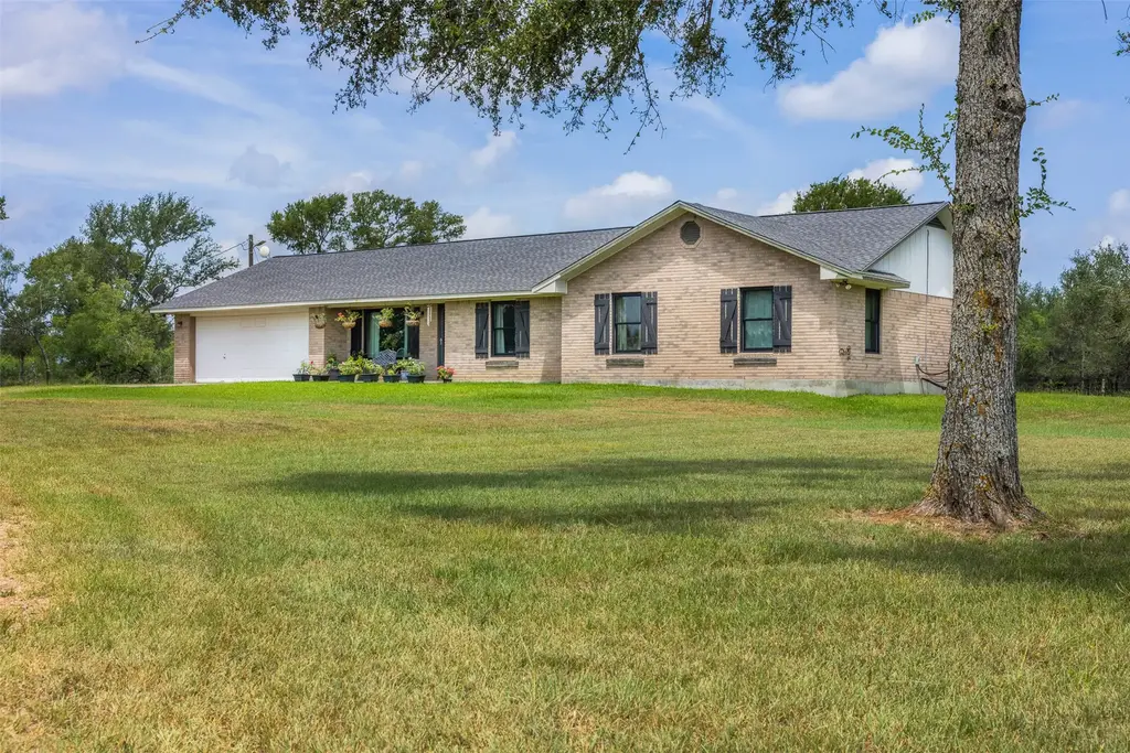 3278 County Road 205, Giddings