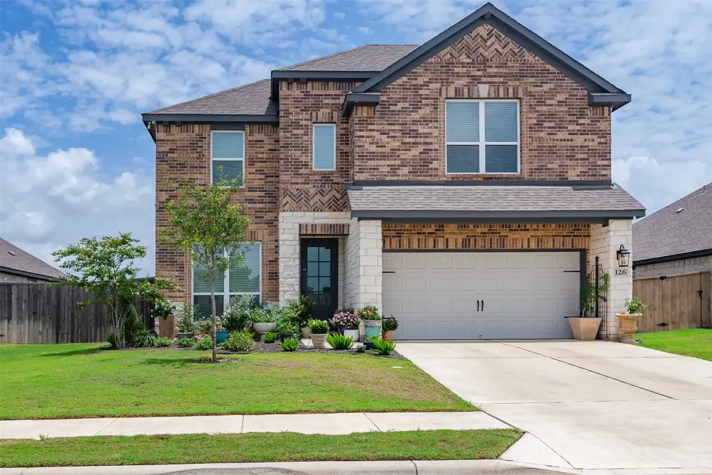 126 Periwinkle Ln, Bastrop