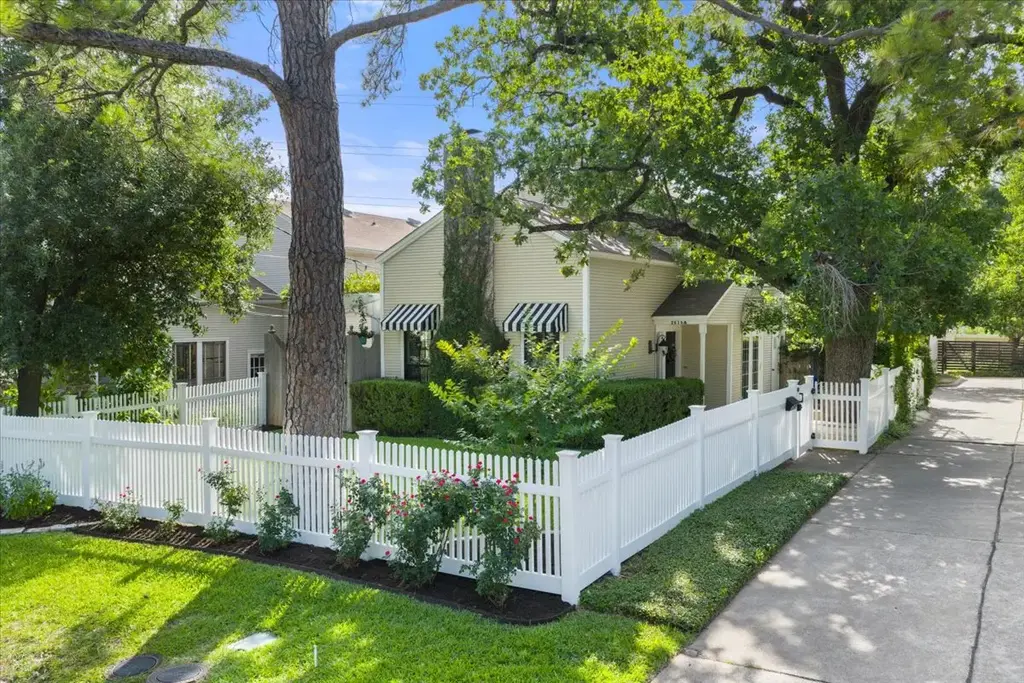2616 Jefferson St A, Austin