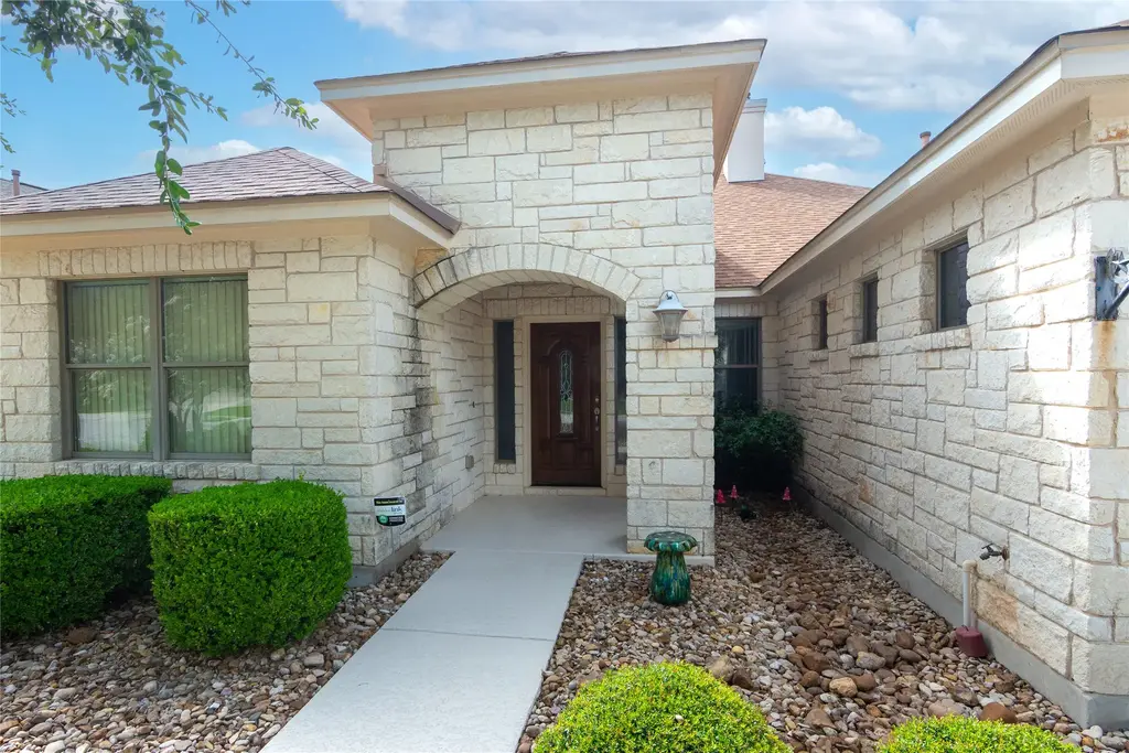 827 Lost Maples Trl, Georgetown