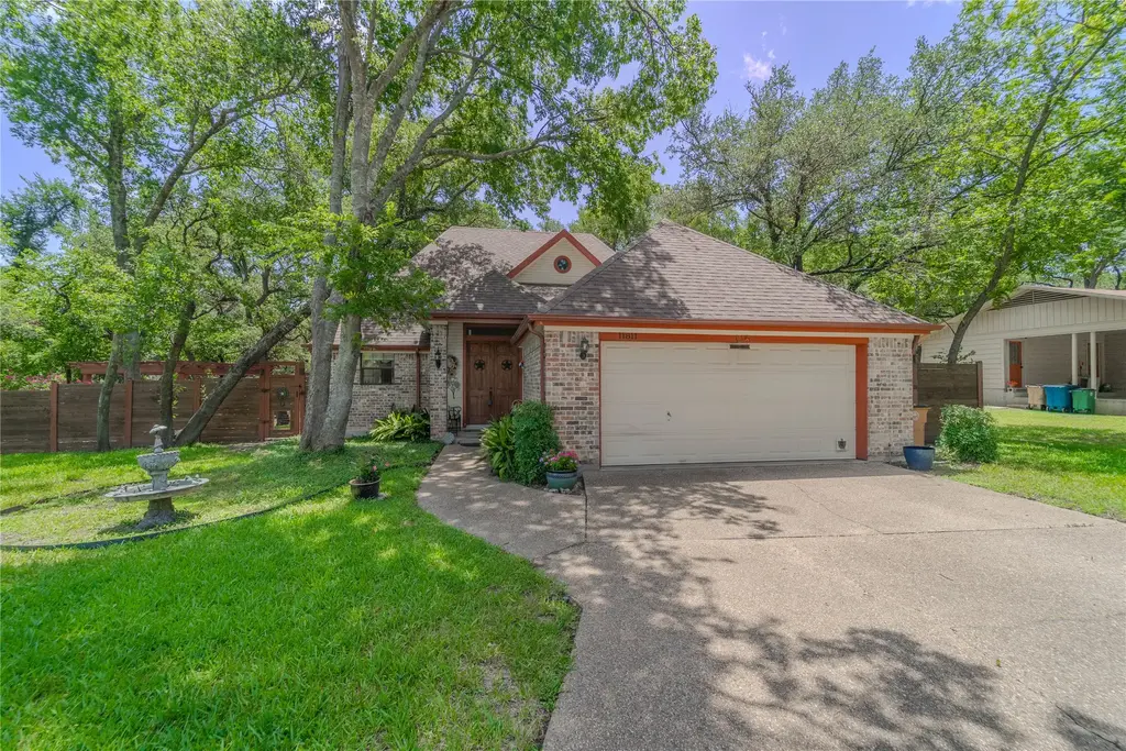 11811 Arabian Trl, Austin