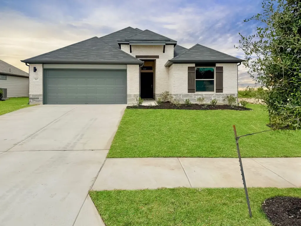 310 Sepulveda St, Hutto