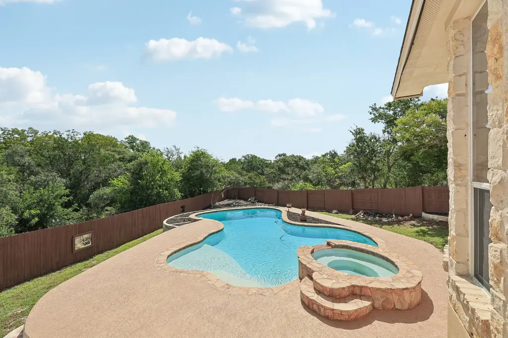 11421 Dona Villa Dr, Austin