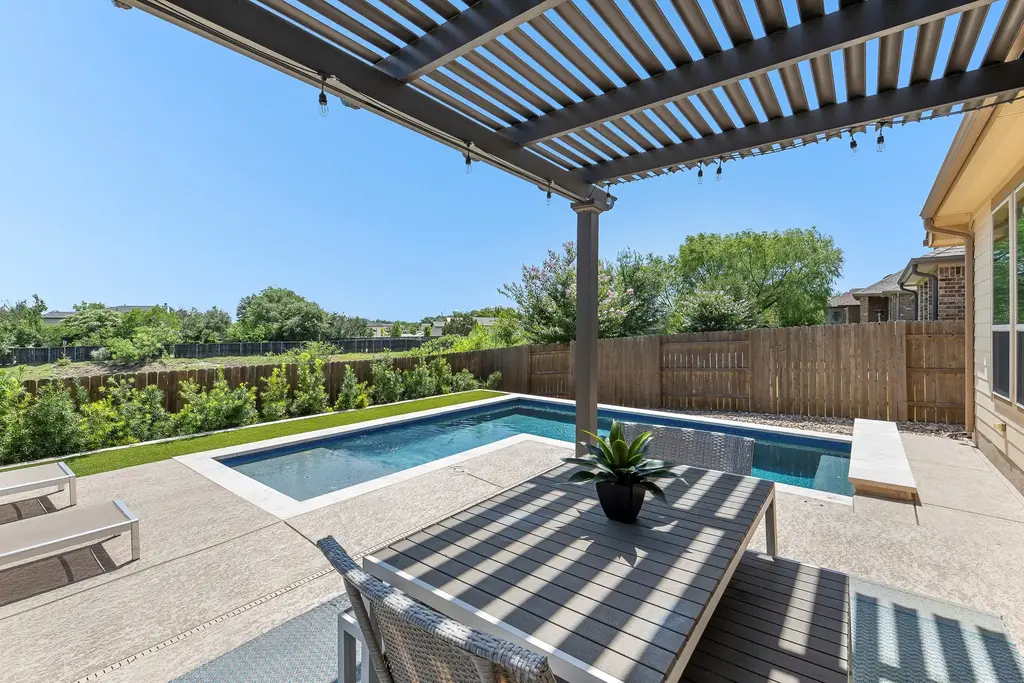 1702 Ambling Trl, Cedar Park