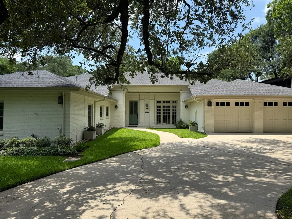 1904 Meadowbrook Dr, Austin