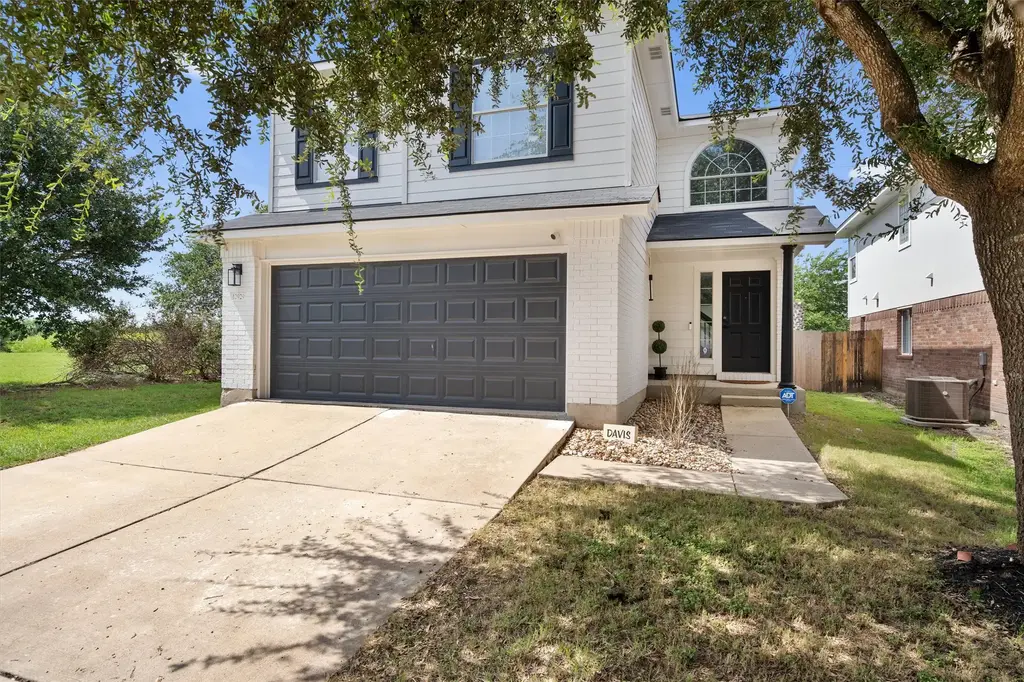 12929 James Madison St, Manor