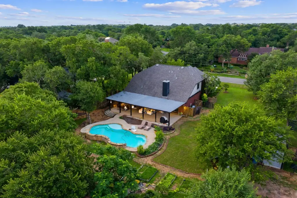 222 Primrose Dr, Kyle