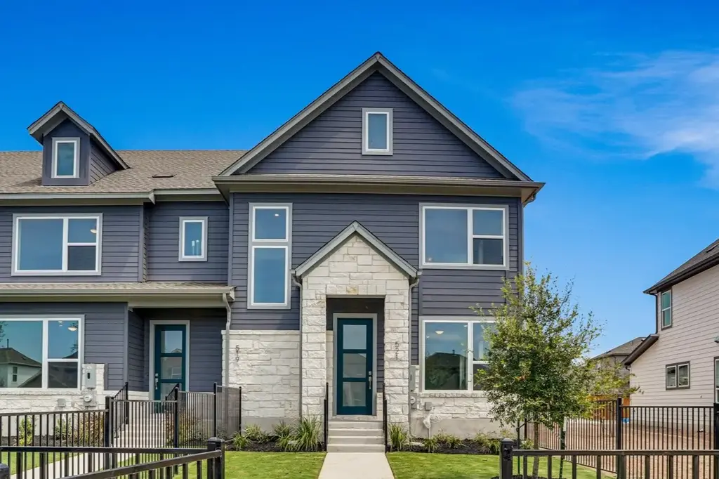 521 Emory Crossing Blvd, Hutto