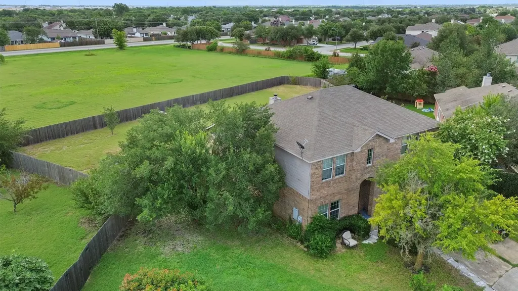 451 Swenson Dr, Hutto