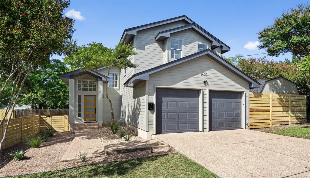 1420 Houston St, Austin