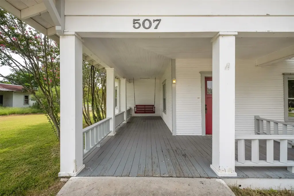 507 Ash St, Smithville