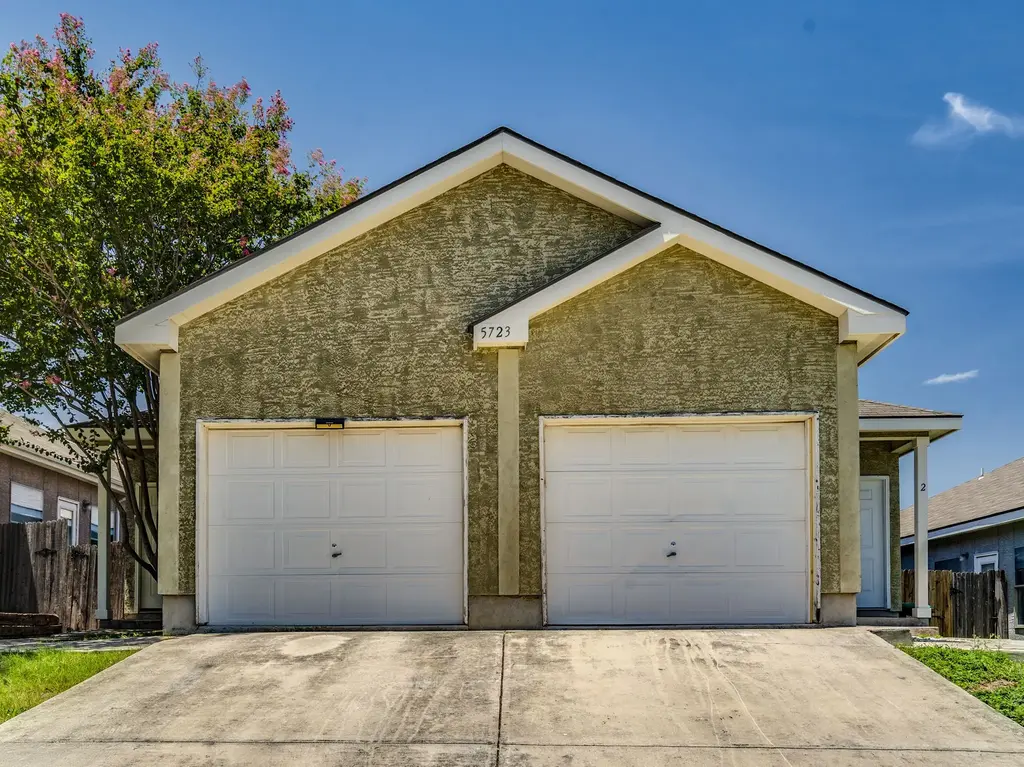 5723 Golf Hts, San Antonio