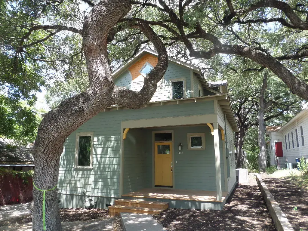 416 W Johanna St, Austin