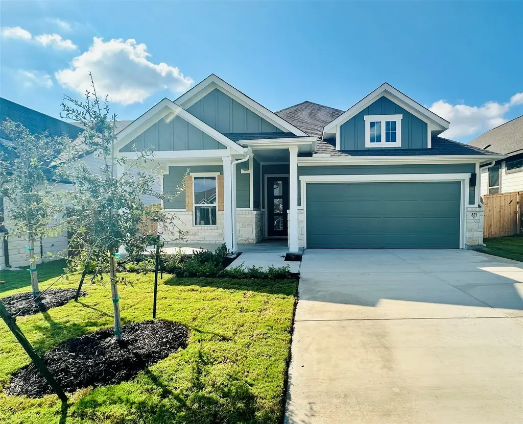 821 Sage Thrasher Cir, Dripping Springs