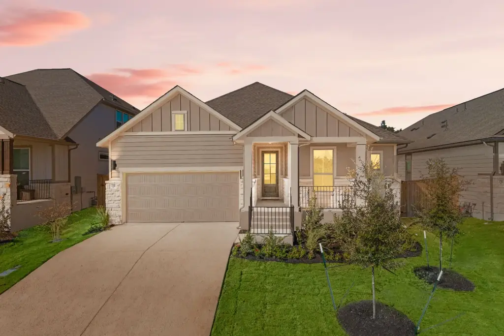 720 Sage Thrasher Cir, Dripping Springs