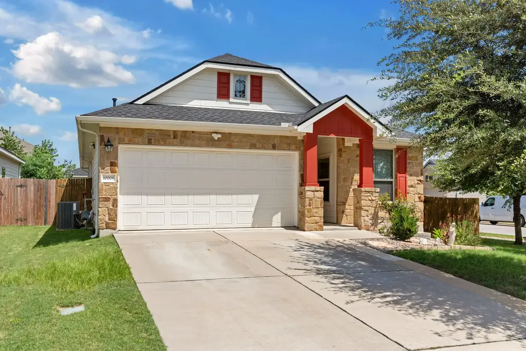 10008 Gertrudis Loop, Austin