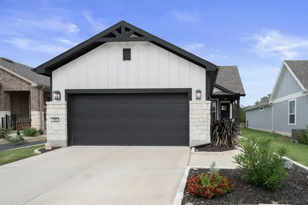 103 Winterhorse Cv, Georgetown