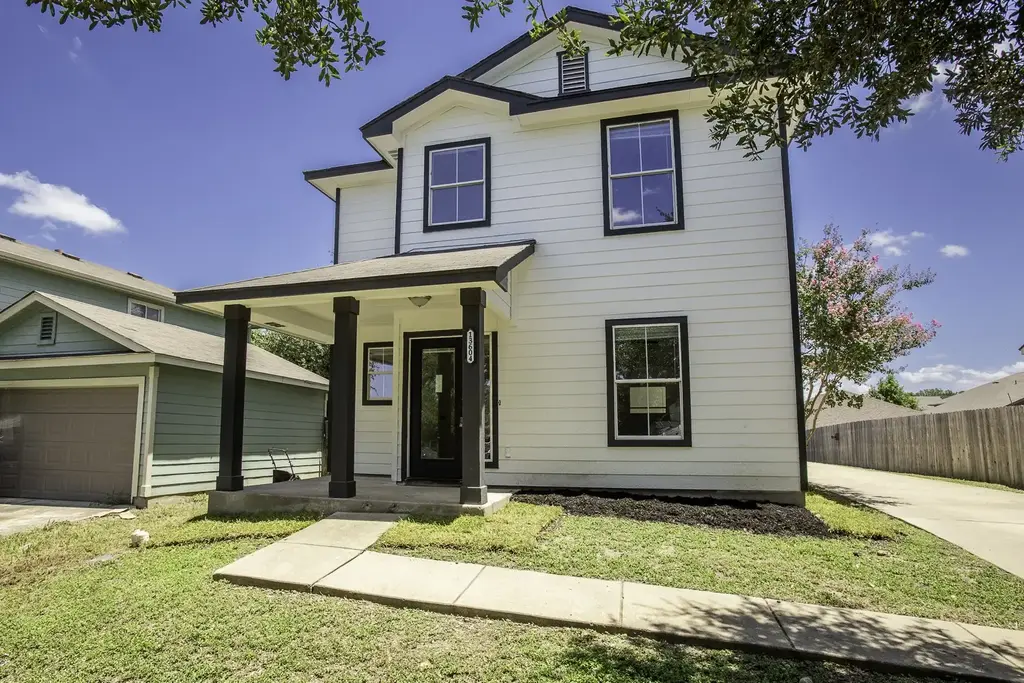 13604 Briarcreek Loop, Manor