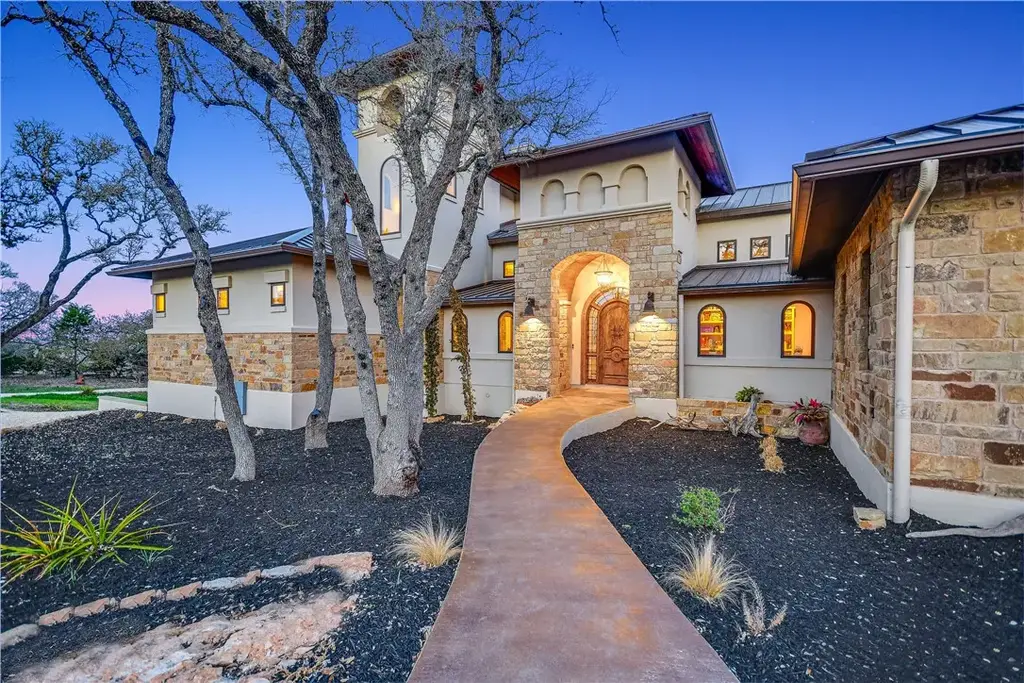 3353 Tuscany Dr, Driftwood