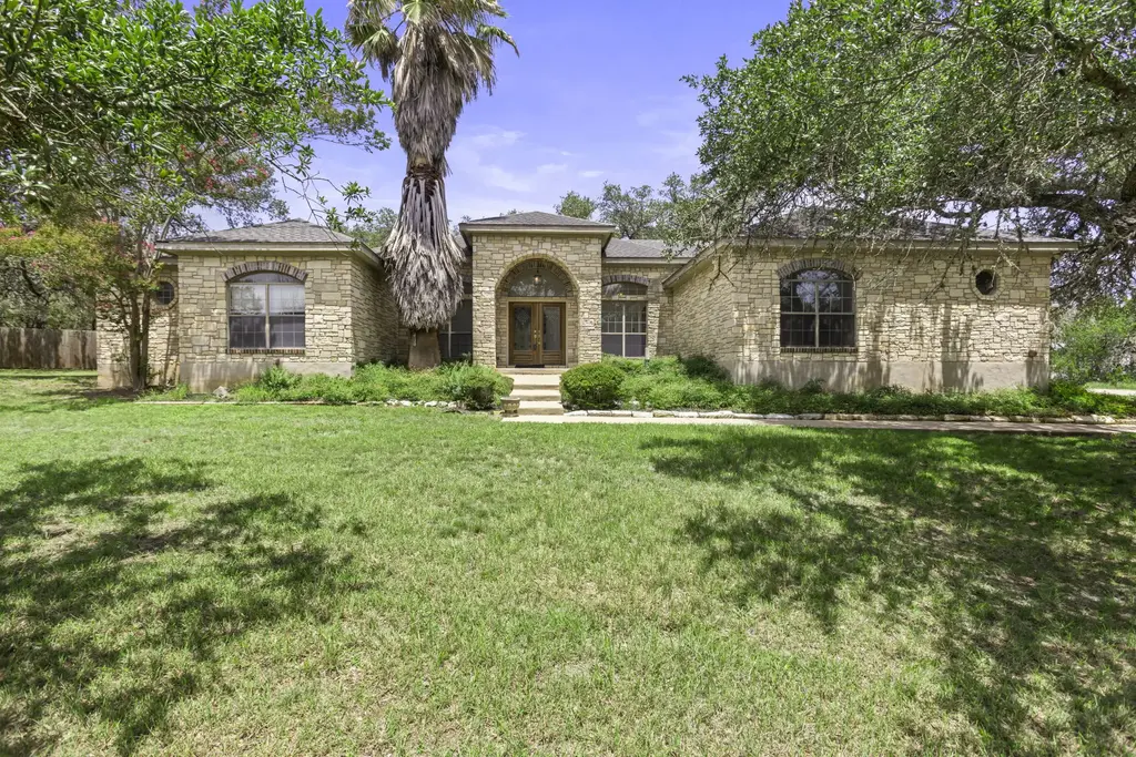 504 Roy Creek Ln, Dripping Springs