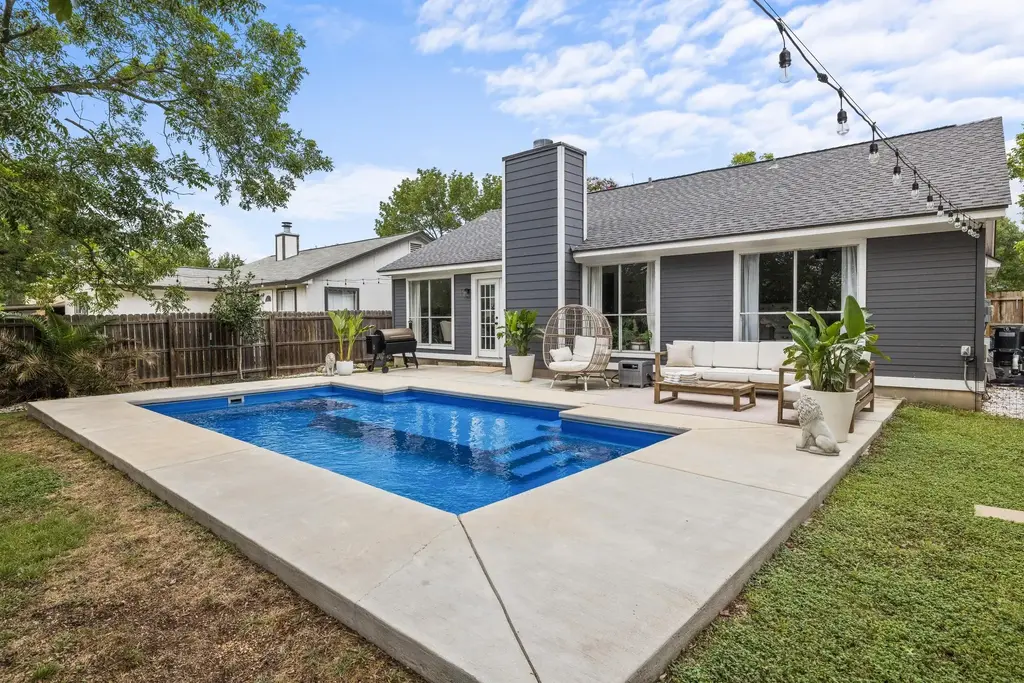 1205 Rambling Trl, Cedar Park