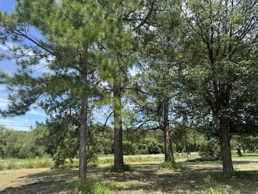 9400 Stockdale Highway, Seguin