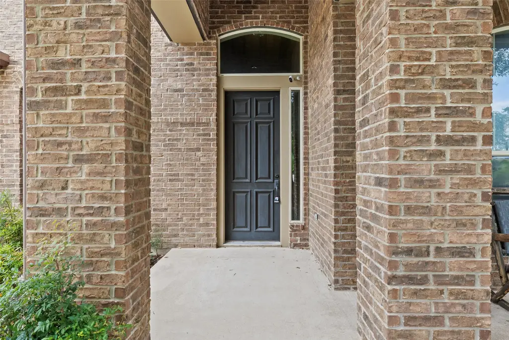 2444 Bowen St, Leander